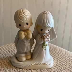 Precious Moments “The lord Bless You & keep you” In wonderful condition.